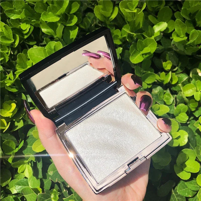 Palette Highlighter & Bronzer Illuminateur — Poudre Shimmer Dorée, Contouring Visage