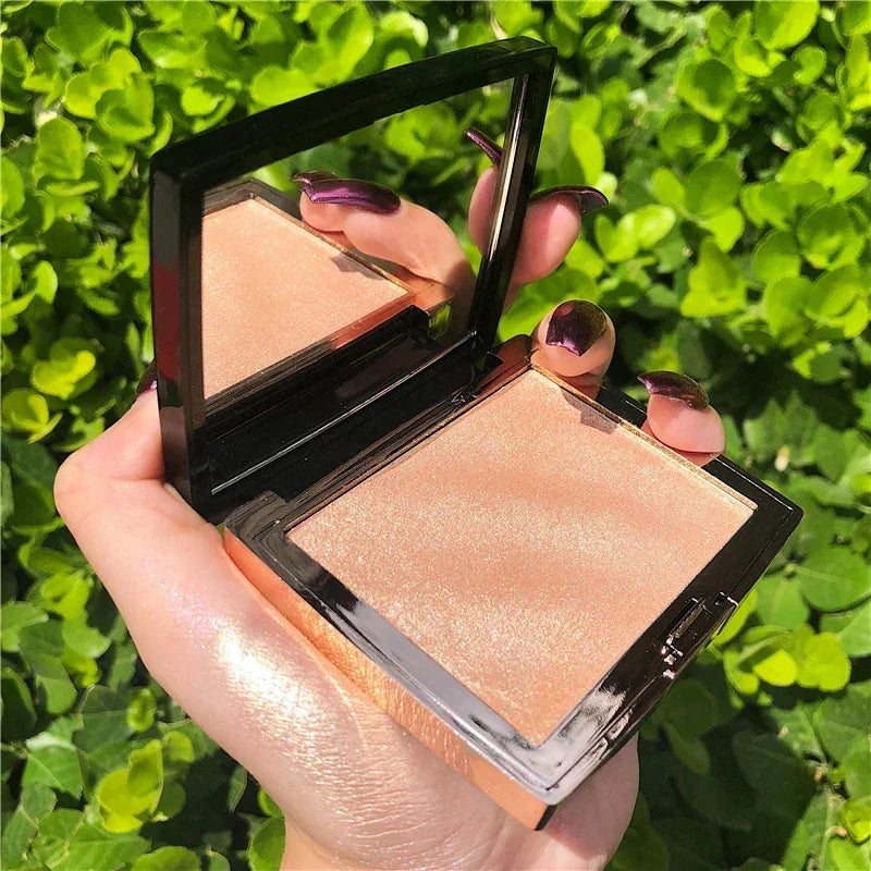 Palette Highlighter & Bronzer Illuminateur — Poudre Shimmer Dorée, Contouring Visage