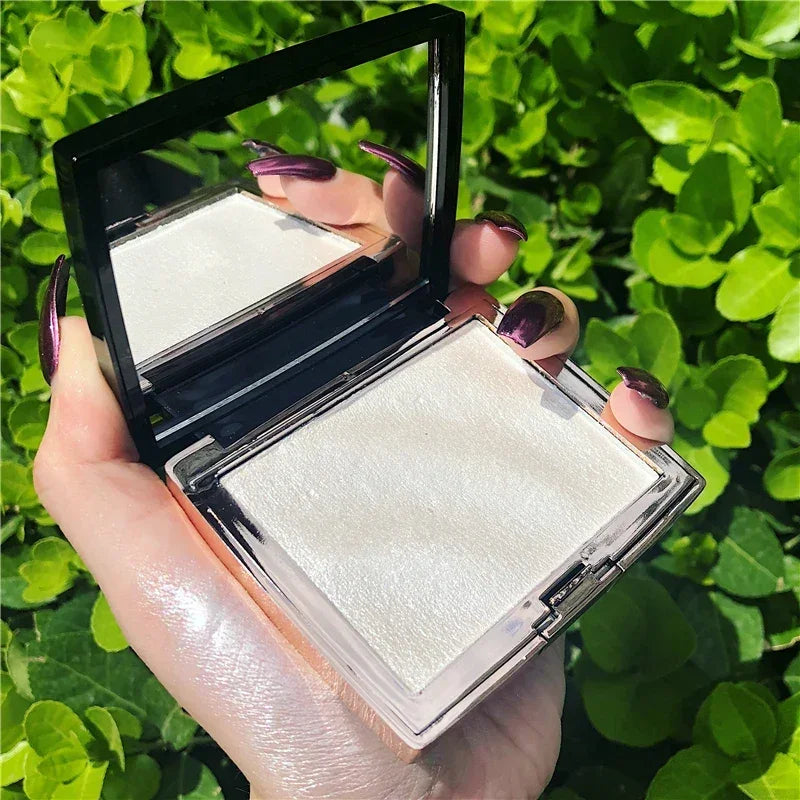 Palette Highlighter & Bronzer Illuminateur — Poudre Shimmer Dorée, Contouring Visage